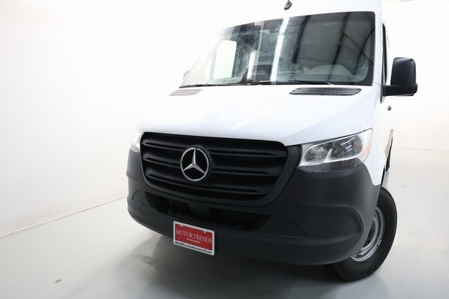 Mercedes-Benz Sprinter Passenger Van Vehicle Image 32