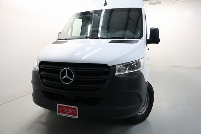 Mercedes-Benz Sprinter Passenger Van Vehicle Image 33