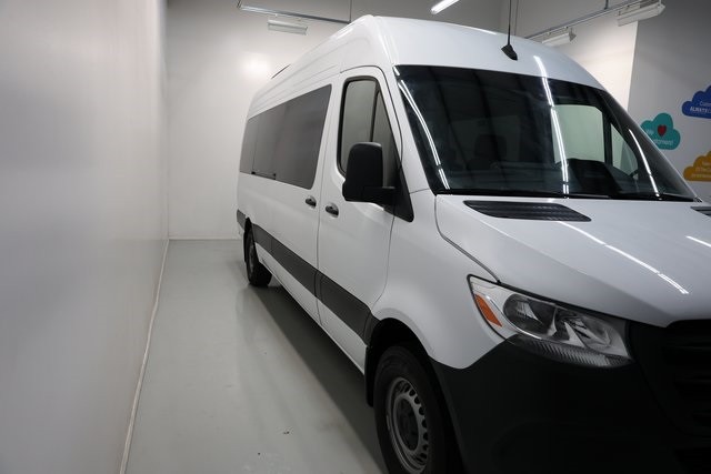 Mercedes-Benz Sprinter Passenger Van Vehicle Image 37