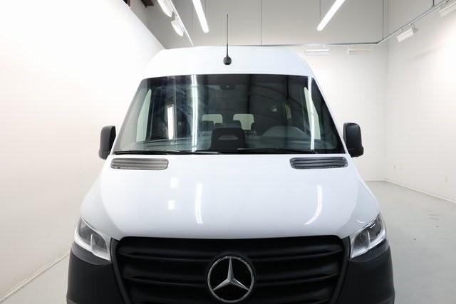 Mercedes-Benz Sprinter Passenger Van Vehicle Image 39