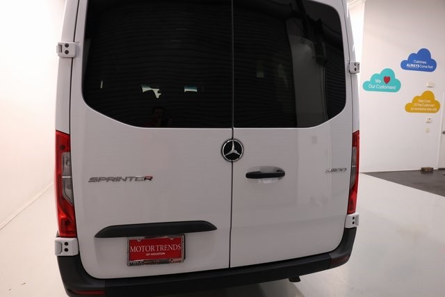 Mercedes-Benz Sprinter Passenger Van Vehicle Image 45