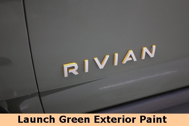 Rivian R1T Vehicle Image 03