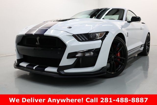 Ford Mustang Vehicle Image 02