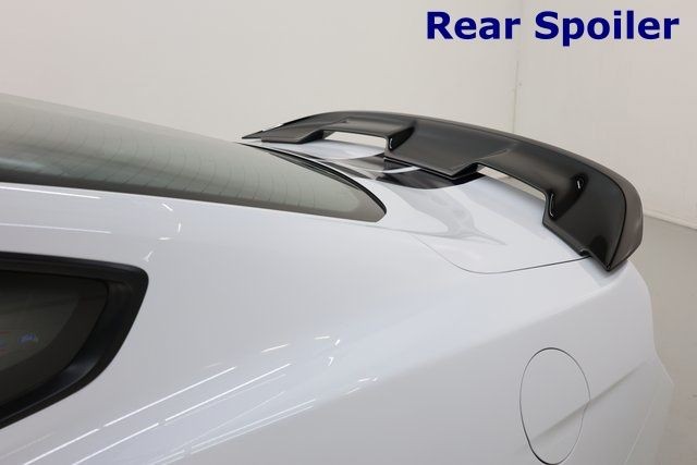 Ford Mustang Vehicle Image 40