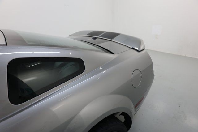 Ford Mustang Vehicle Image 40