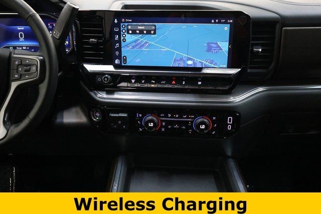 Chevrolet Silverado 3500HD Vehicle Image 39