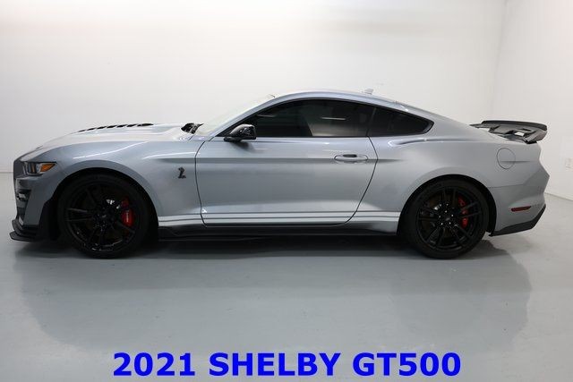 Ford Mustang Vehicle Image 03