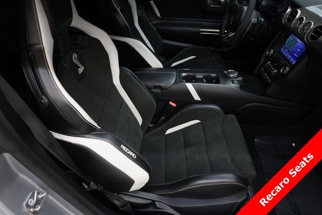 Ford Mustang Vehicle Image 17