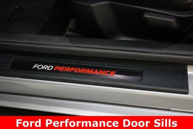 Ford Mustang Vehicle Image 35