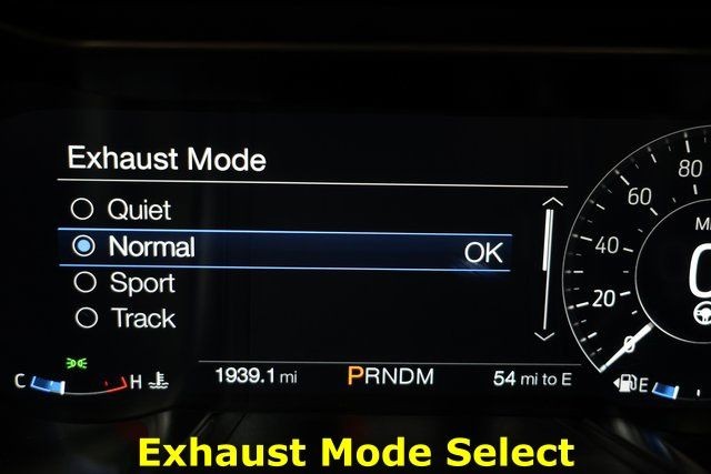 Ford Mustang Vehicle Image 34