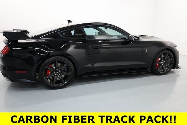 Ford Mustang Vehicle Image 03