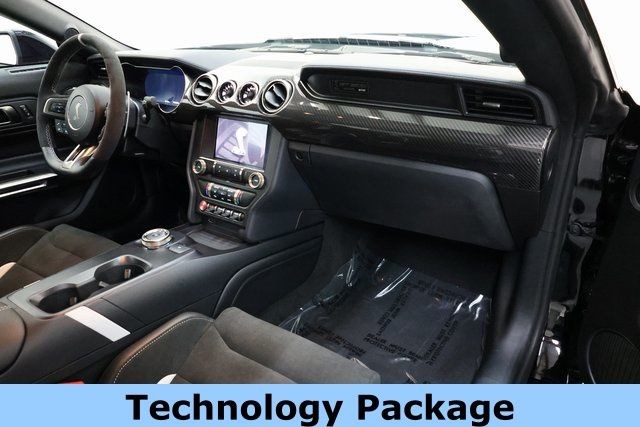Ford Mustang Vehicle Image 15