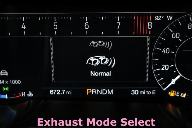 Ford Mustang Vehicle Image 32