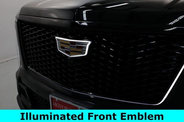 Cadillac Escalade Vehicle Image 15