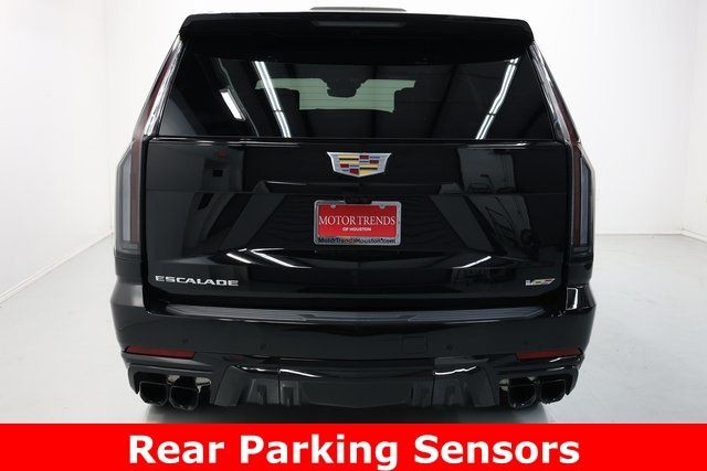 Cadillac Escalade Vehicle Image 36