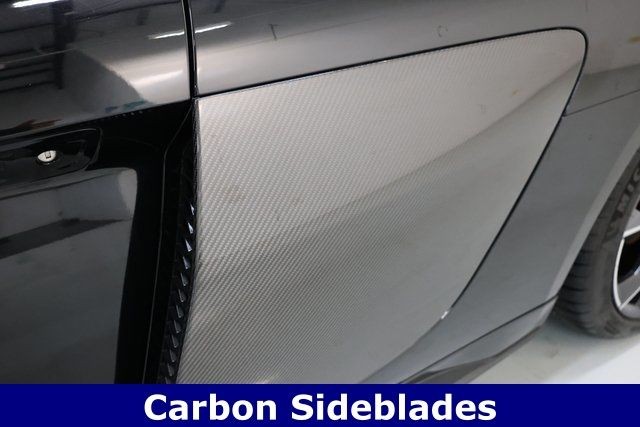 Audi R8 Vehicle Image 11