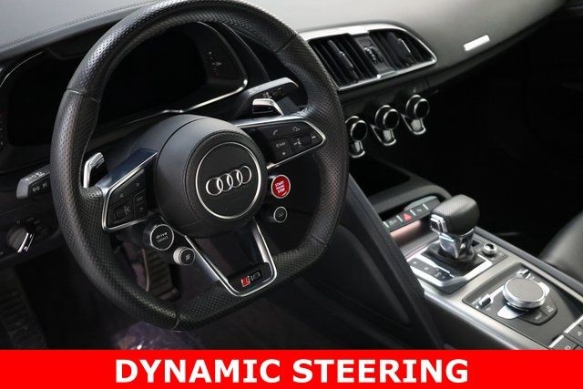 Audi R8 Vehicle Image 16