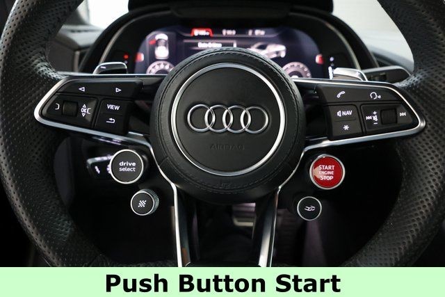 Audi R8 Vehicle Image 22