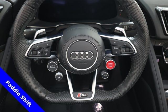 Audi R8 Vehicle Image 37