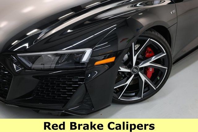 Audi R8 Vehicle Image 42