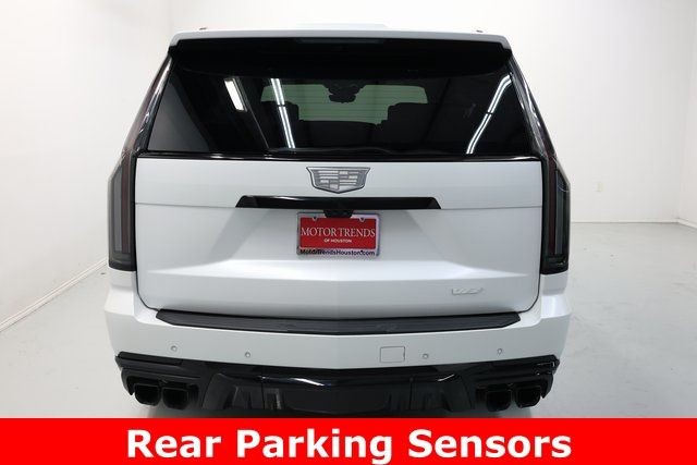 Cadillac Escalade Vehicle Image 33