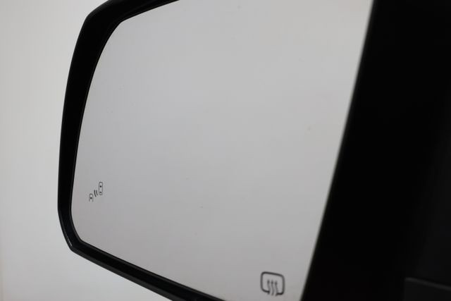 Toyota Tundra Vehicle Image 19