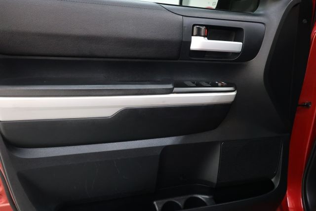 Toyota Tundra Vehicle Image 36