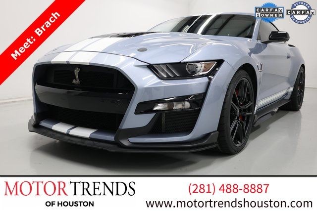 more details - ford mustang