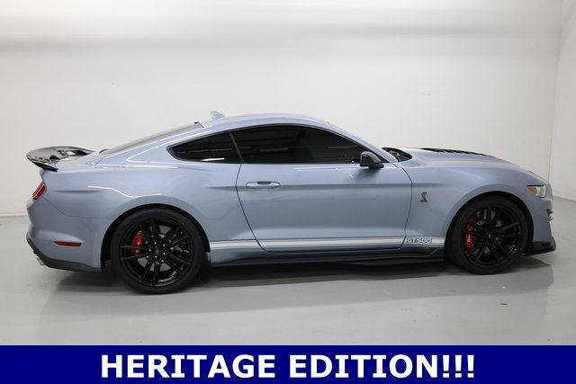 Ford Mustang Vehicle Image 03