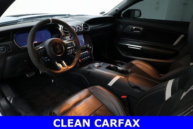 Ford Mustang Vehicle Image 12