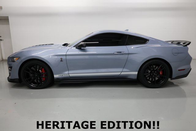Ford Mustang Vehicle Image 13