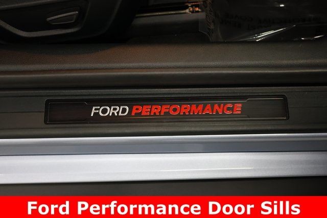 Ford Mustang Vehicle Image 33