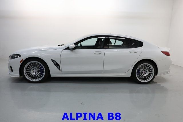 BMW 8 Series Vehicle Image 10