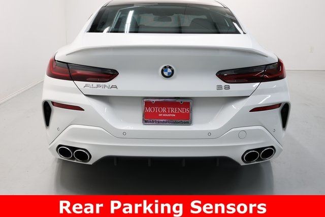 BMW 8 Series Vehicle Image 31