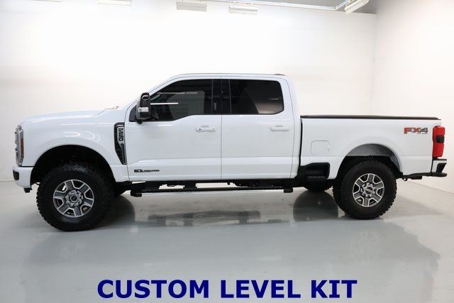 Ford Super Duty F-250 SRW Vehicle Image 03