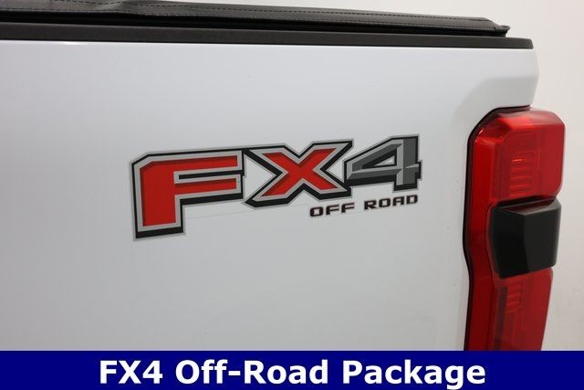 Ford Super Duty F-250 SRW Vehicle Image 10