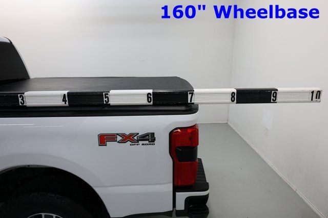 Ford Super Duty F-250 SRW Vehicle Image 25