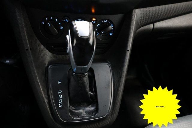 Ford Transit Connect Vehicle Image 20