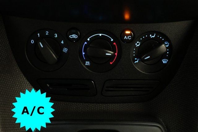 Ford Transit Connect Vehicle Image 21