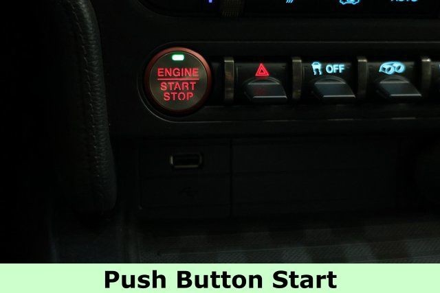 Ford Mustang Vehicle Image 25