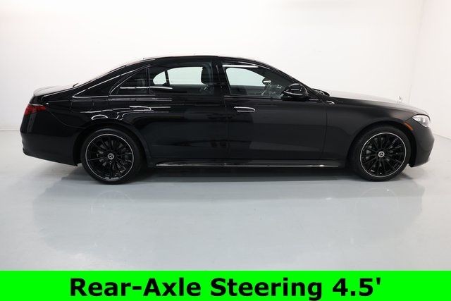 Mercedes-Benz S-Class Vehicle Image 14