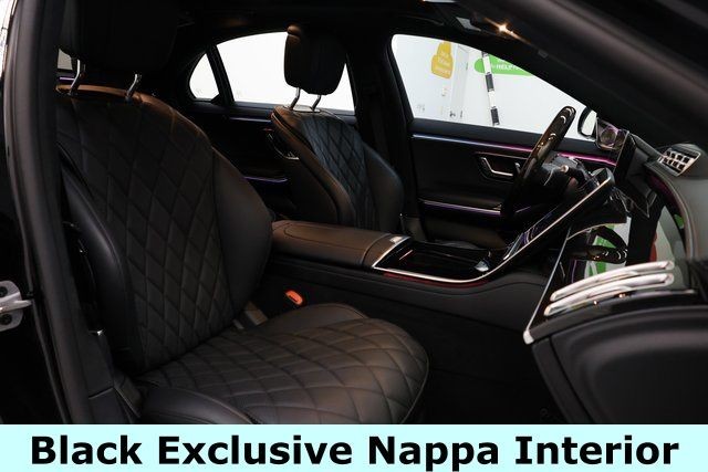Mercedes-Benz S-Class Vehicle Image 15