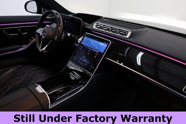 Mercedes-Benz S-Class Vehicle Image 20