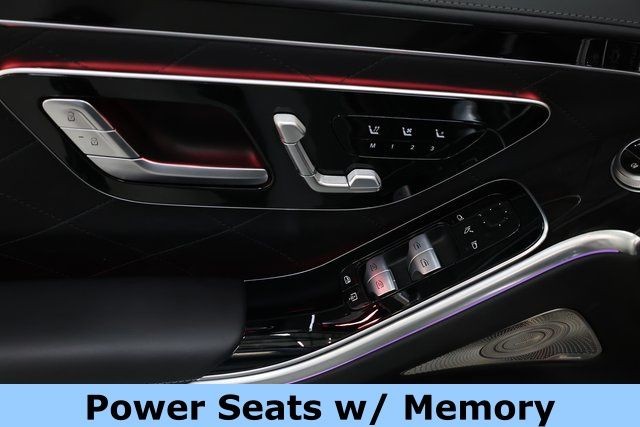 Mercedes-Benz S-Class Vehicle Image 41