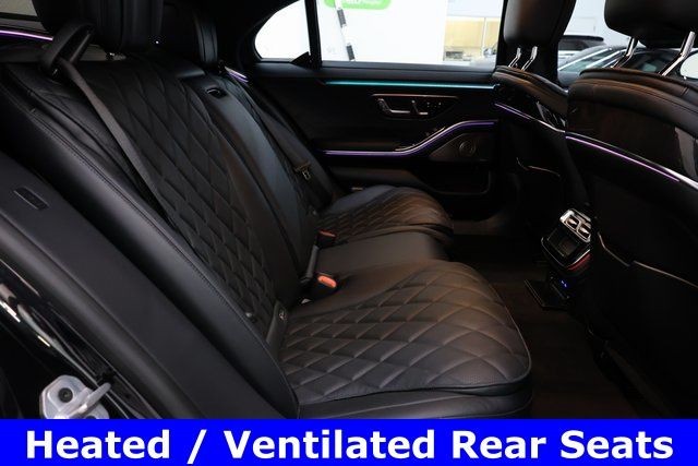 Mercedes-Benz S-Class Vehicle Image 44