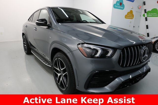 Mercedes-Benz GLE Vehicle Image 27