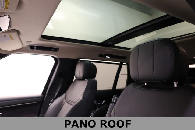 Land Rover Range Rover Vehicle Image 24