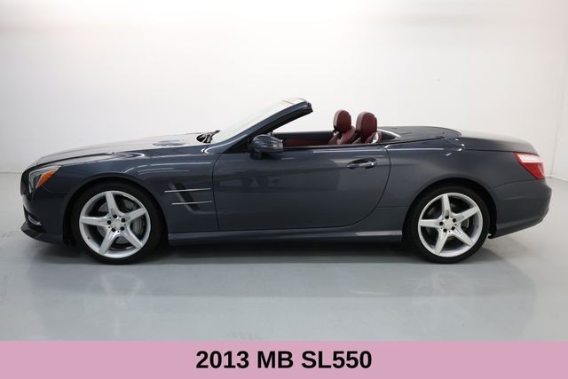 Mercedes-Benz SL-Class Vehicle Image 03