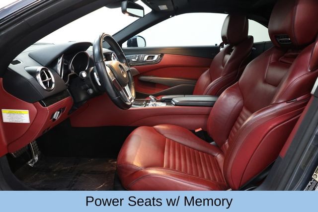 Mercedes-Benz SL-Class Vehicle Image 27