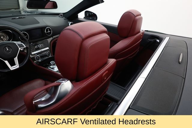 Mercedes-Benz SL-Class Vehicle Image 30